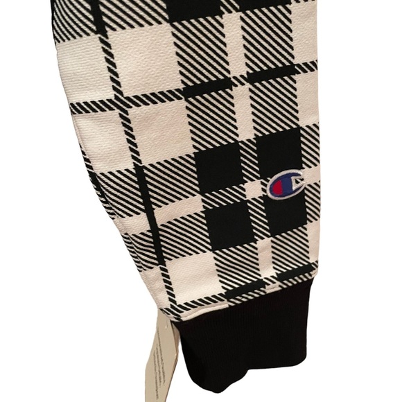 Champion and Urban Outfitters Collab Women’s Crop Reverse Weave Sweatshirt Small - Picture 7 of 11